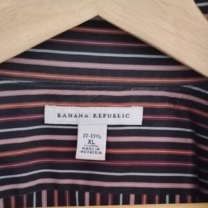 Banana Republic Black and Pink Casual Button Down Shirt